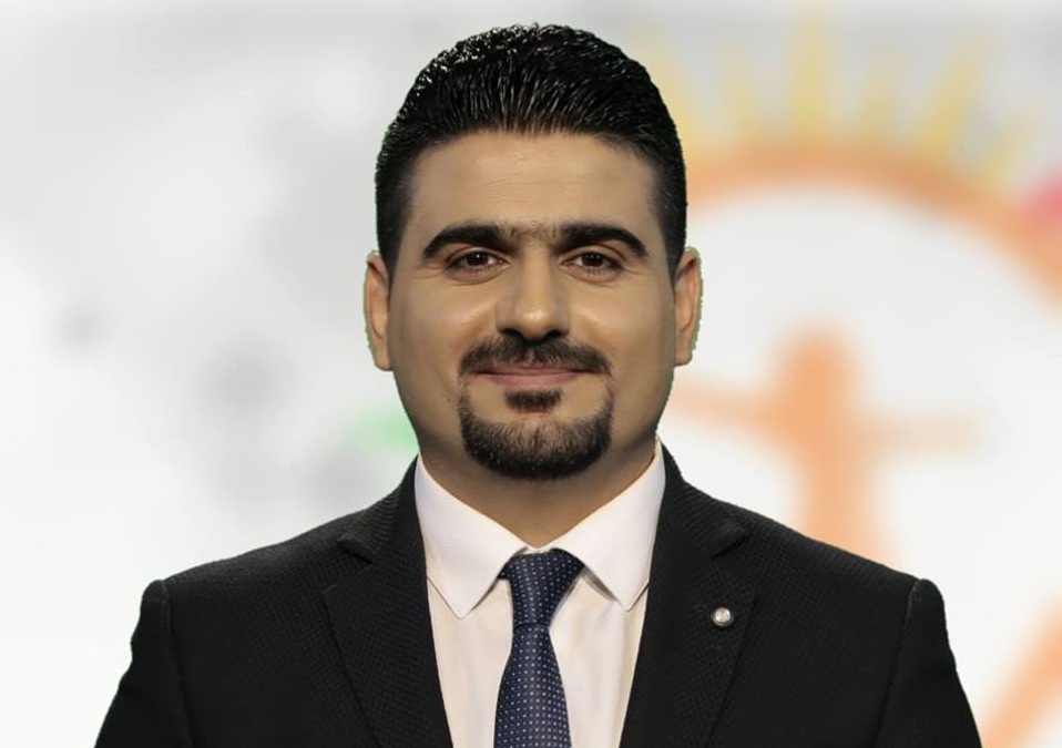 لەیەکەم کاردانەوەیدا