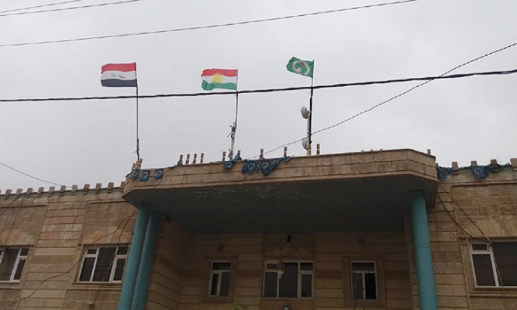 الاتحاد الوطني يحذر عبدالمهدي من استخدام القوة لحسم مسألة علم كردستان في كركوك