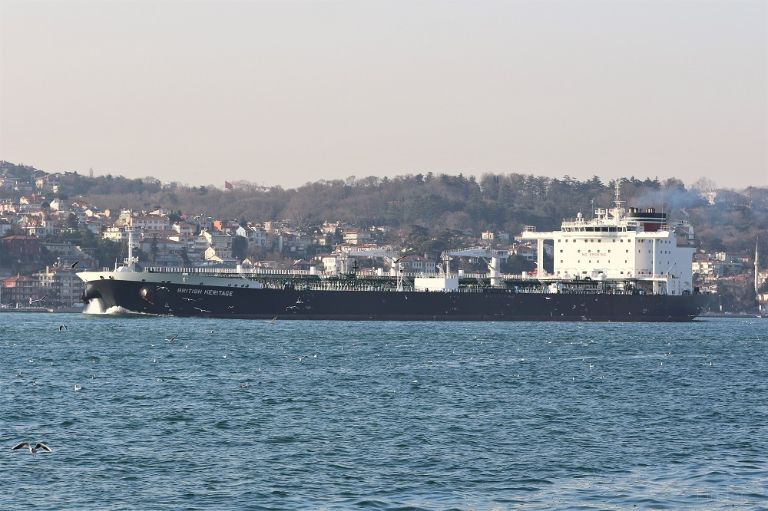 تفاصيل محاولة ايران لاحتجاز  ناقلة نفط بريطانية في الخليج