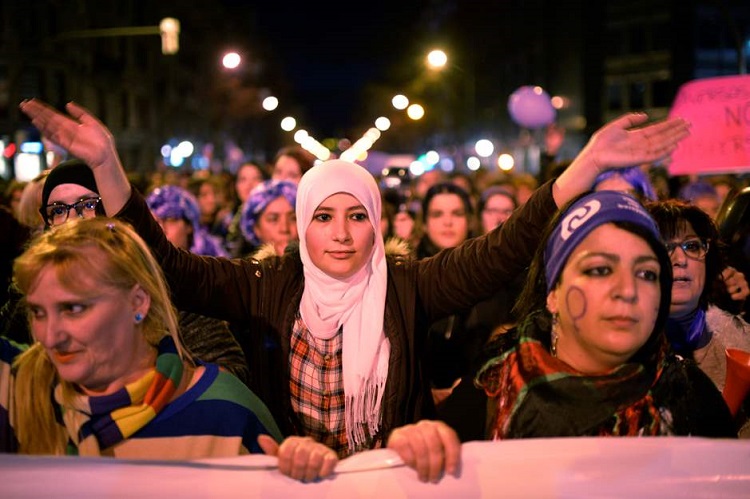 العفو الدولية تعتبر 2018 عاما لمقاومة المرأة في الشرق