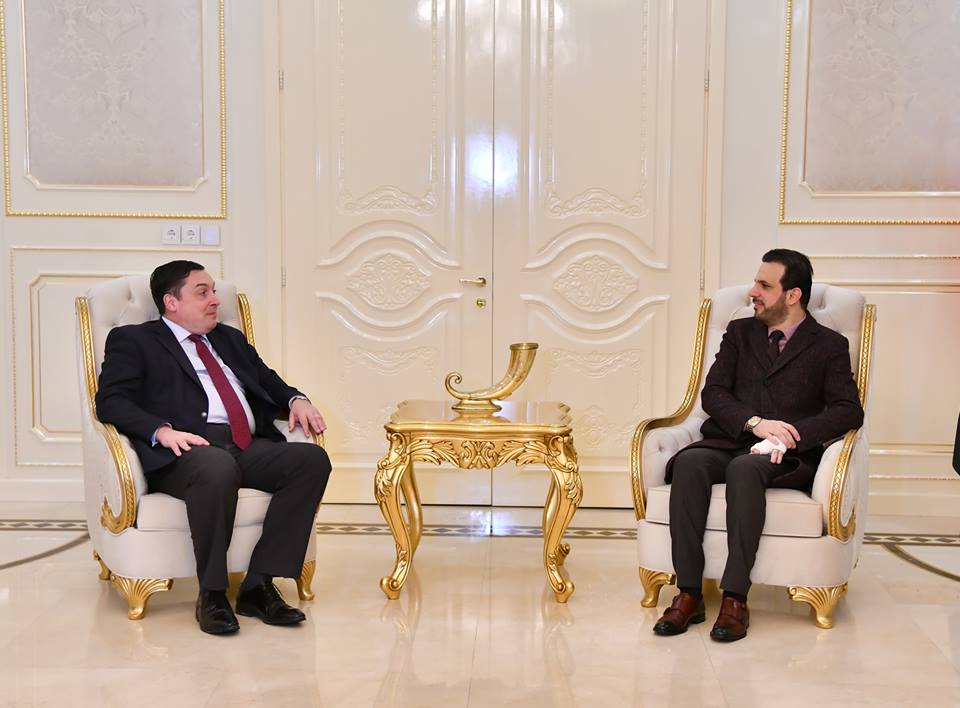 السفير البريطاني: المجتمع الدولي لا يدعم الحكم الحزبي الحالي في اقليم كردستان