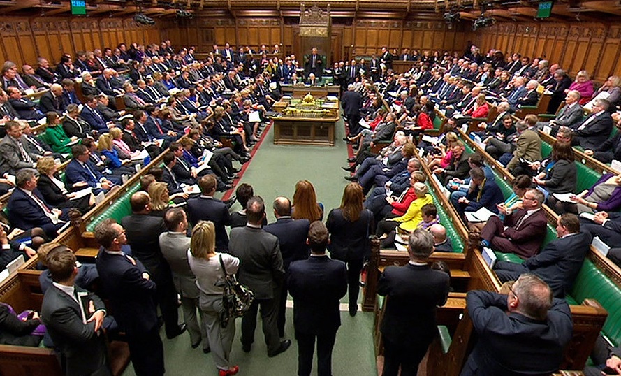 العموم البريطاني يصوت ضد بريكست دون اتفاق مع الاتحاد الأوروبي