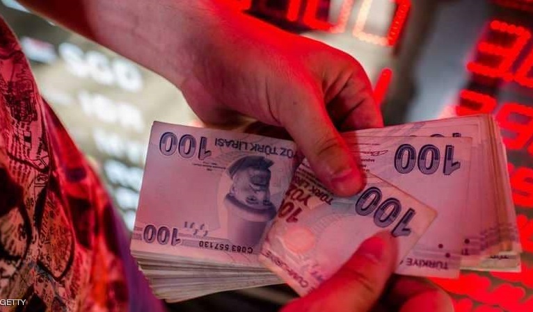 الليرة التركية تتأثر بتهديد ترامب وتسجل تراجعا فوريا
