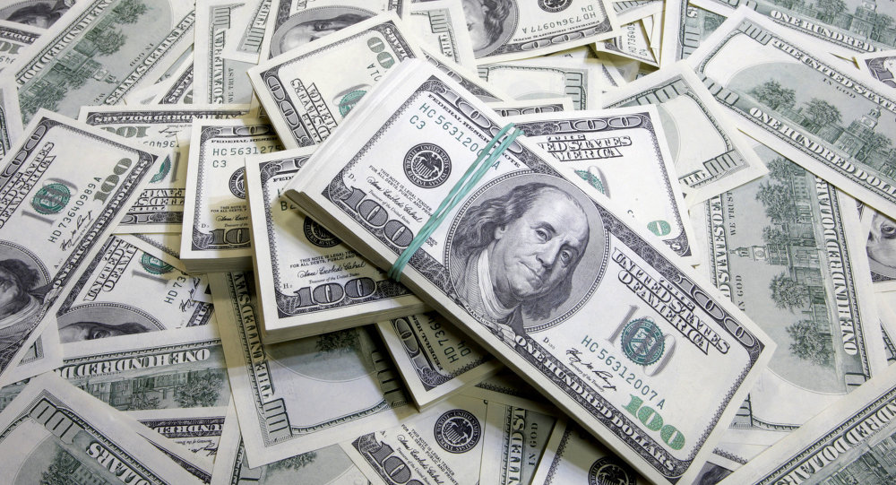 انخفاض طفيف في سعر صرف الدولار اليوم
