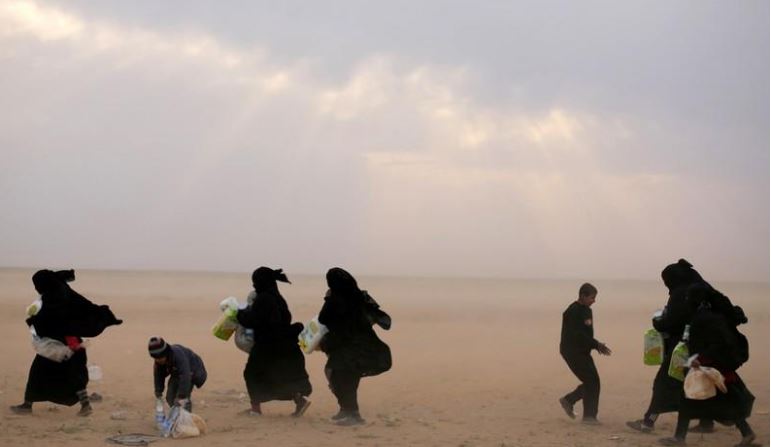 هجمات انتحارية تستهدف المغادرين في اخر جيب لداعش