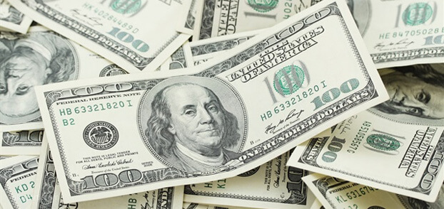انخفاض ملحوظ في سعر صرف الدولار اليوم