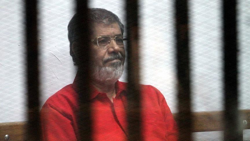 دفن محمد مرسي فجرا في القاهرة  بتكتم شديد