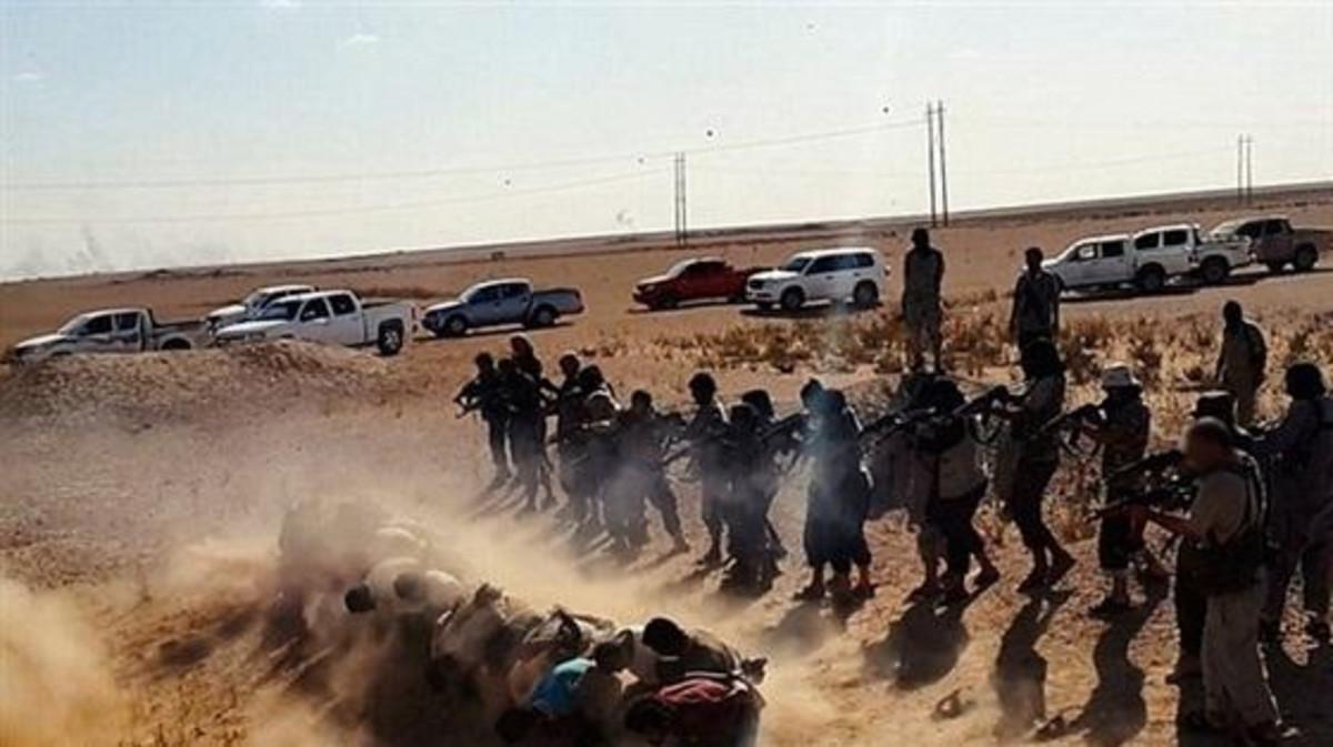 المرصد السوري: داعش أعدم نحو 700 سجين في غضون شهرين شرق البلاد