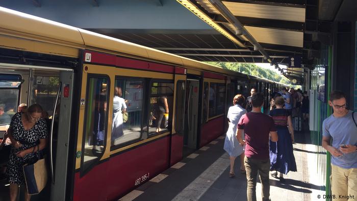 الاعتداء بالضرب على إمرأة محجبة حامل في برلين