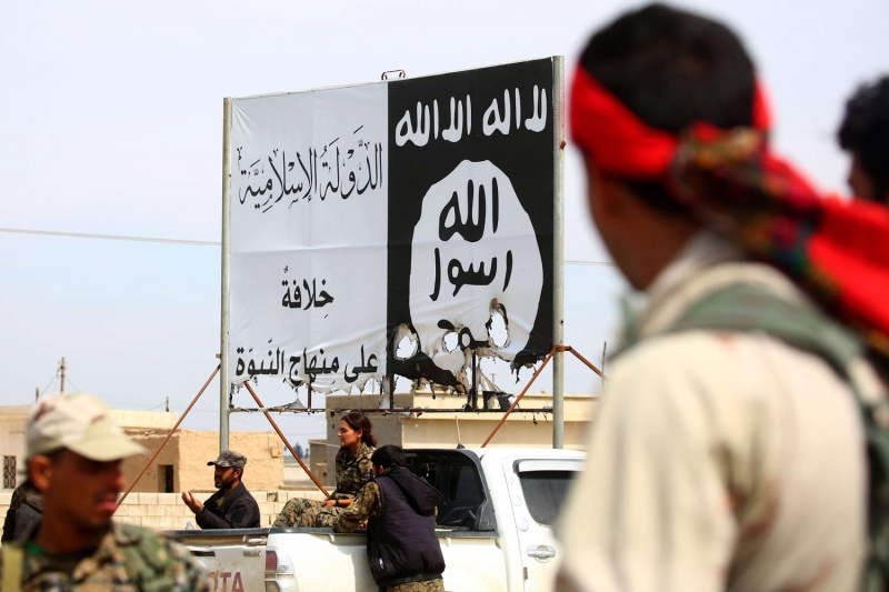 صحيفة: انهيار (الخلافة) سيشعل الصراع في المنطقة