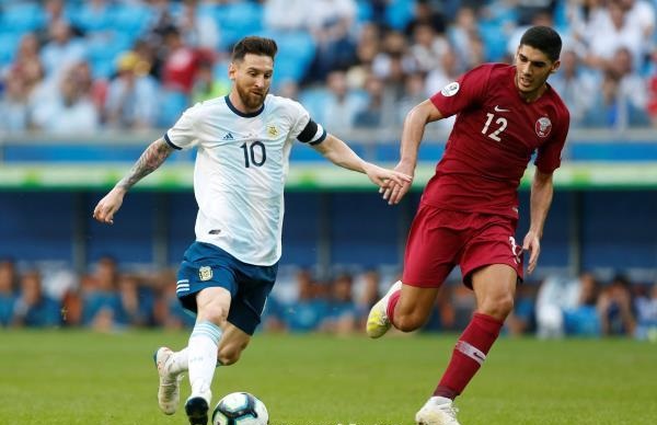 الأرجنتين تفوز على قطر وتبلغ ربع نهائي كوبا أميركا
