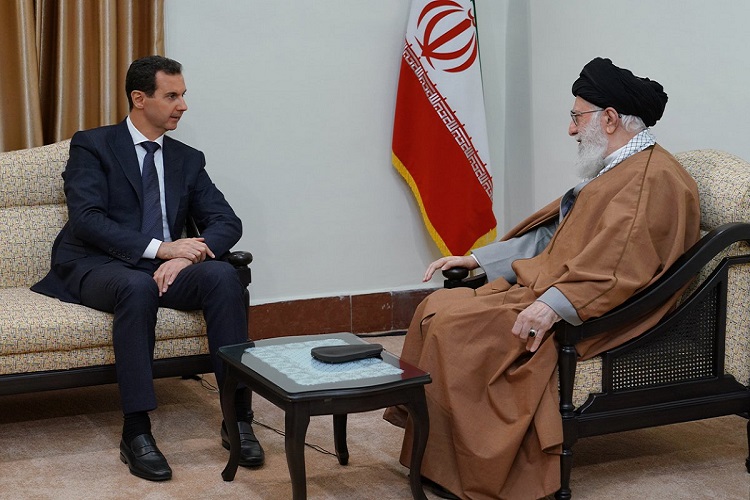 الأسد يزور إيران لأول مرة منذ بدء الأزمة السورية ويلتقي خامنئي