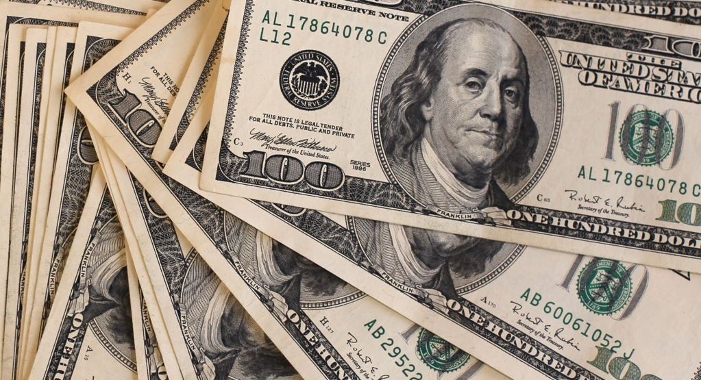 أسعار صرف الدولار أمام الدينار في أسواق كردستان