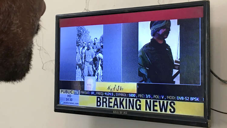 باكستان تأسر طيارا هنديا.. وحكومة الاخير تطالب باعادته فورا