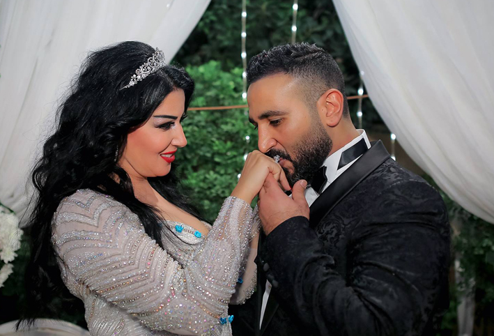 أحمد سعد يعلن انفصاله عن سمية الخشاب