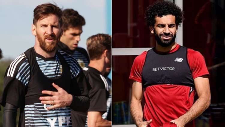 ما قصة حمالات الصدر التي يرتديها اللاعبون الذكور؟