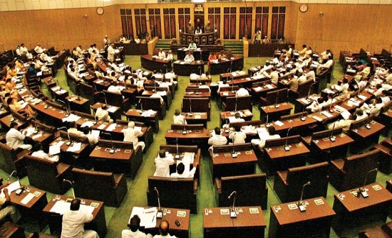 البرلمان الهندي يقر قانونا يحظر  