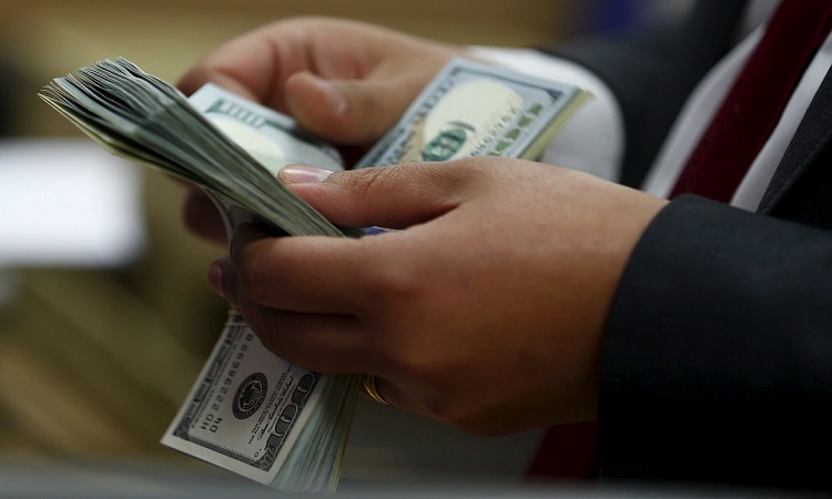 استقرار بسعر صرف الدولار لليوم الثاني في أسواق الإقليم