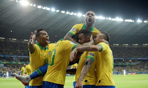 بالصور.. البرازيل تقصي الأرجنتين وتتأهل لنهائي كوبا أميركا