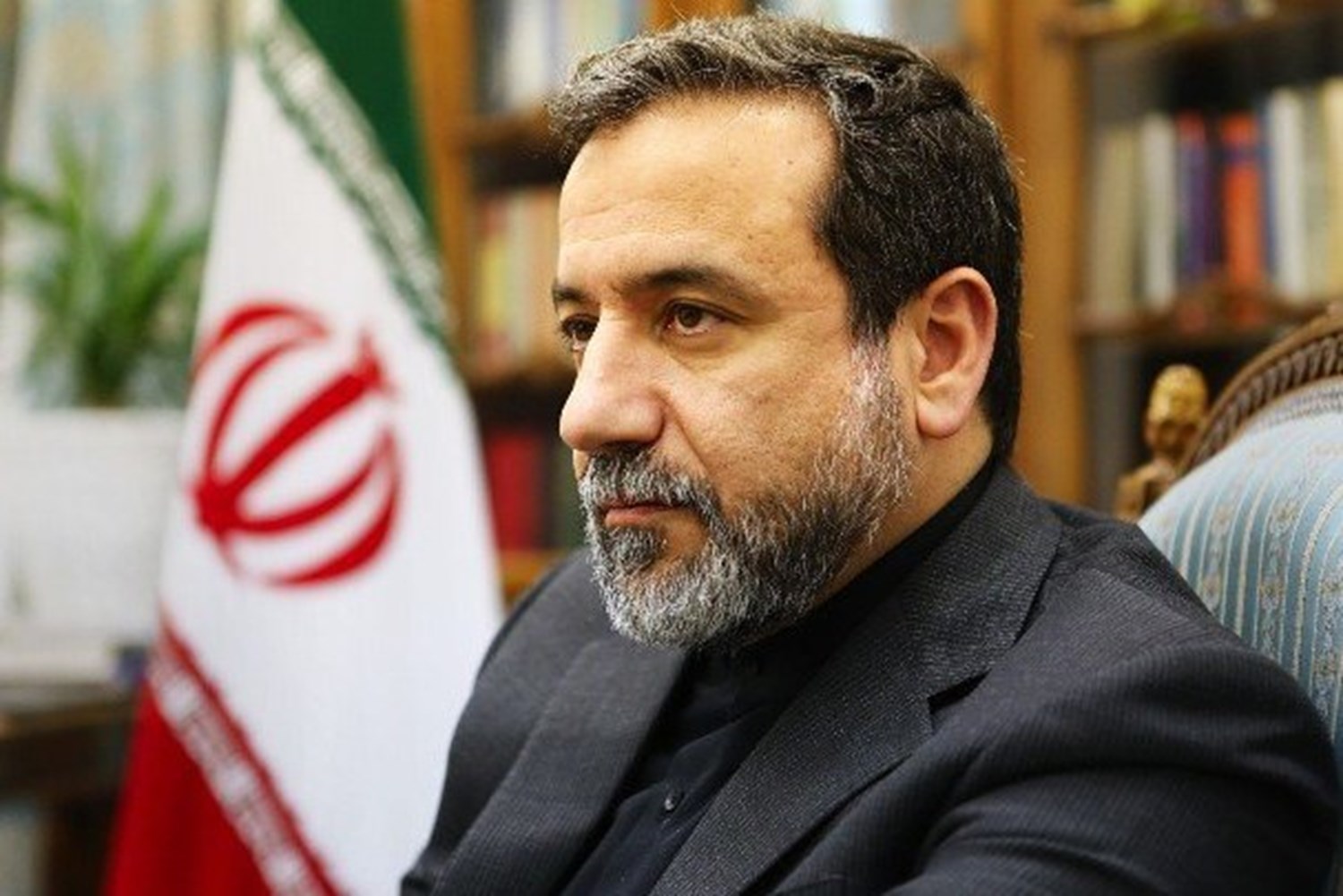 مسؤول إيراني: طهران ستعود للالتزام بالاتفاق النووي إذا حصلت على 15 مليار دولار