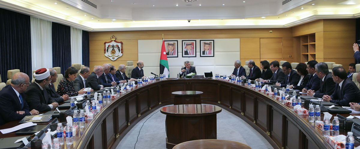 الأردن: تعيين الحكومة لأشقاء 4 نواب بمناصب قيادية يثير جدلا.. والملك يتدخل