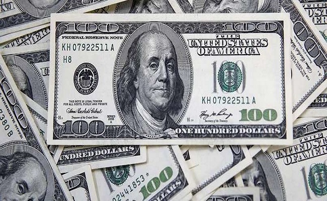 انخفاض ملحوظ في أسعار صرف الدولار