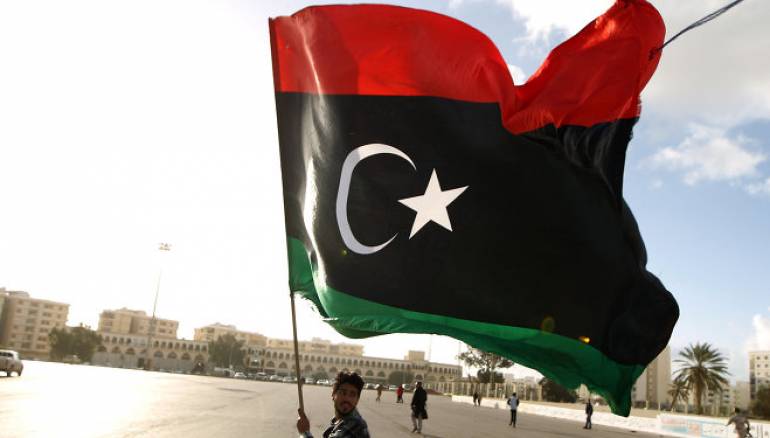 واشنطن تبدأ بإجلاء الرعايا الأميركيين من العاصمة الليبية