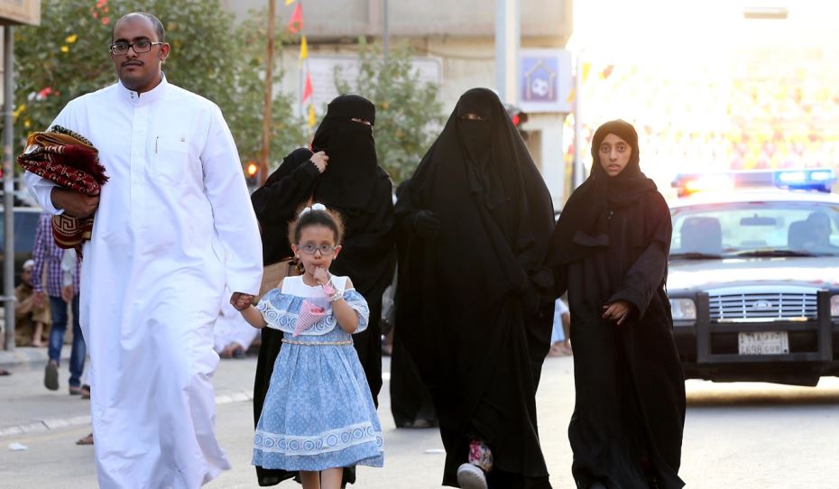 السعودية تحدد سن زواج القاصرات