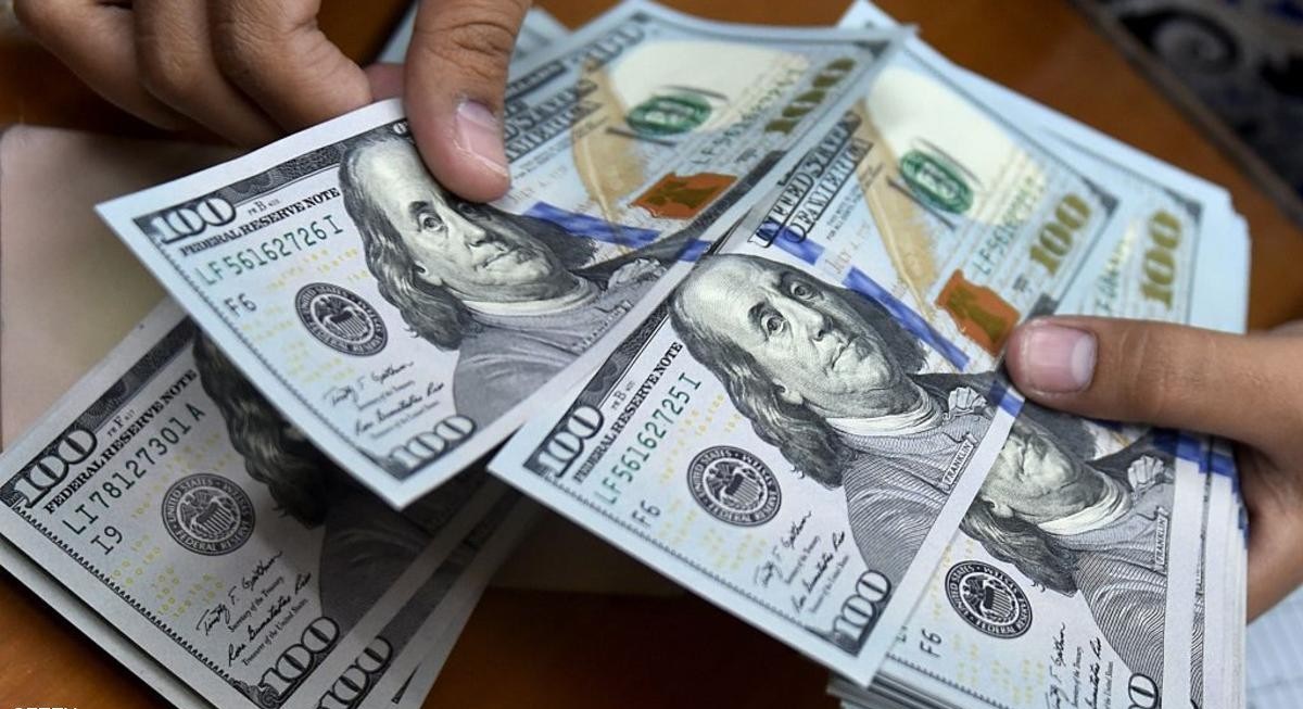 سعر صرف الدولار أمام الدينار اليوم