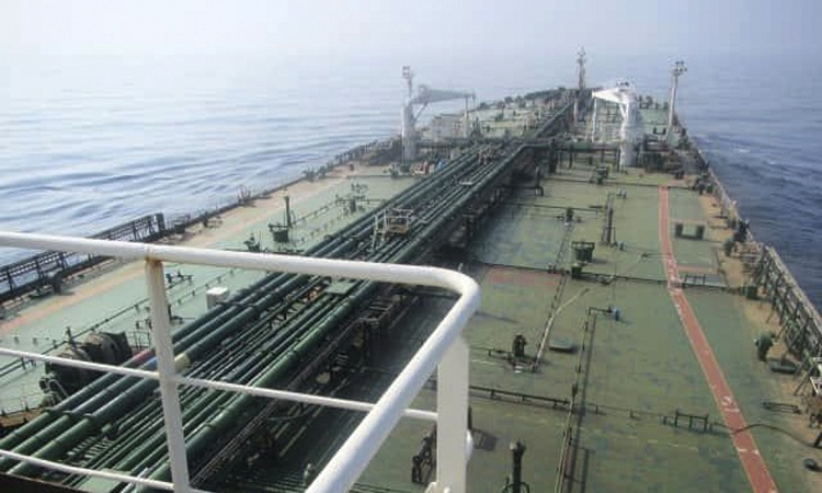 إيران تنشر صورا أولى لناقلة النفط 