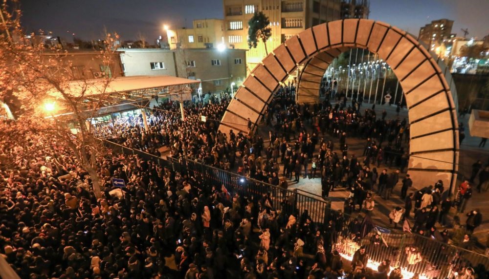 ترمب مخاطبا المتظاهرين الايرانيين بالفارسية: شجاعتكم ملهمة