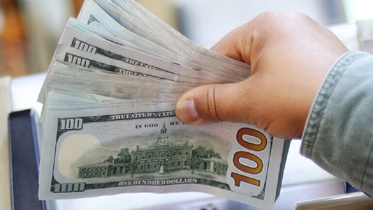 شركة عقارات أميركية تمنح موظفيها 10 ملايين دولار مكافأة (فيديو)