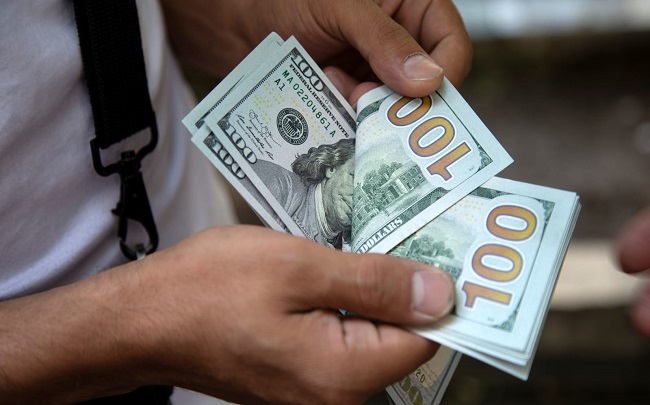 ارتفاع جديد بأسعار صرف الدولار أمام الدينار