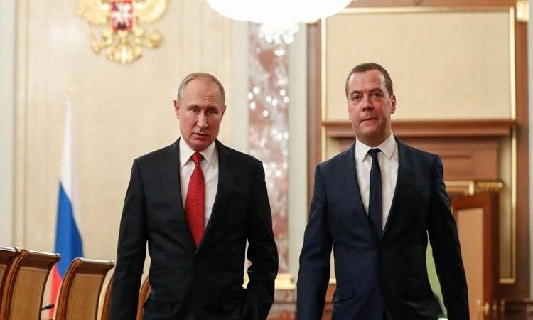 الحكومة الروسية تقدم استقالتها للرئيس بوتين