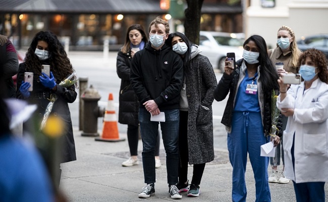 إجمالي اصابات فيروس كورونا حول العالم تتخطى الـ 2 مليون