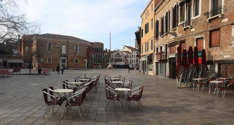 بعد تخفيف قرارات الإغلاق بسبب كورونا.. السلطات الإيطالية تعلن عن 