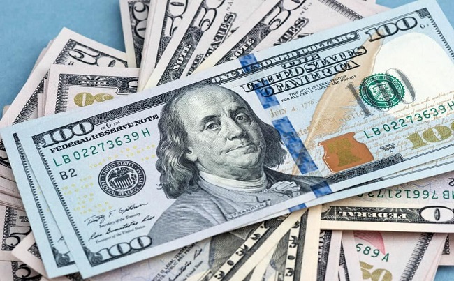 انخفاض ملحوظ في سعر صرف الدولار أمام الدينار صباح اليوم