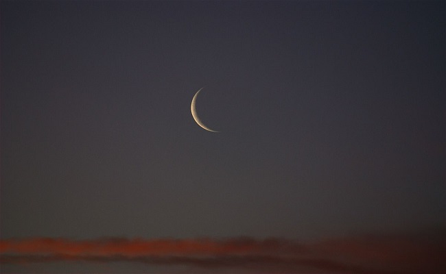 مكتب مرجع ديني يحدد موعد أول أيام عيد الفطر