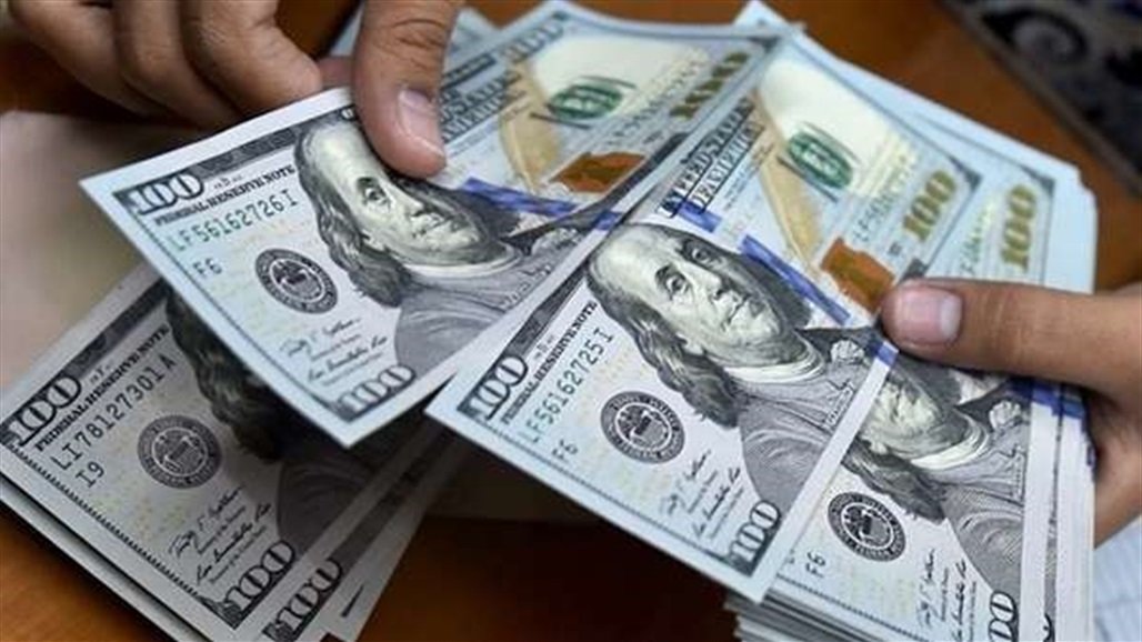 انخفاض طفيف بأسعار صرف الدولار أمام الدينار