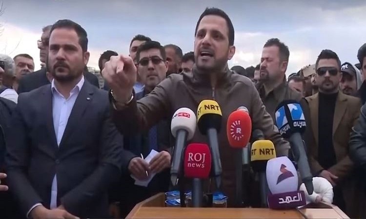 عبدالواحد للعوائل الحاكمة في كردستان: استجيبوا لمطالب المتظاهرين أو استعدوا لاحتجاجات أقوى