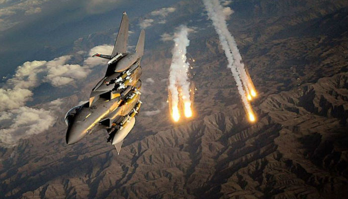 التحالف الدولي يعلن مقتل اثنين من قادة داعش في غارة بشرق سوريا