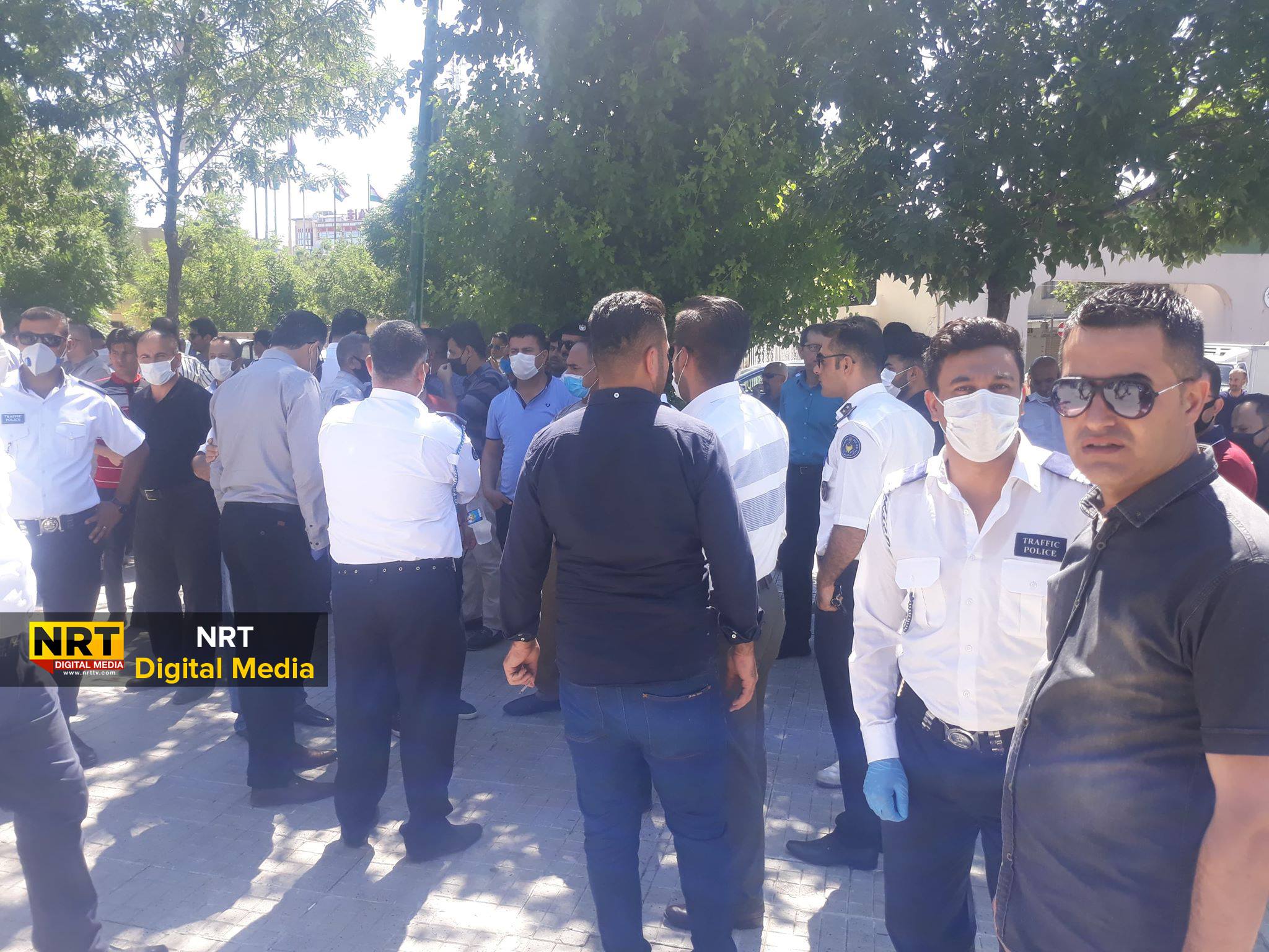 بعد استقطاعات طالت رواتبهم.. موظفو السليمانية يخرجون في تظاهرات غاضبة (صور)