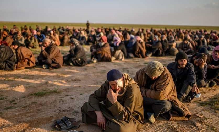 هروب  100 محتجز من عناصر تنظيم داعش في سوريا