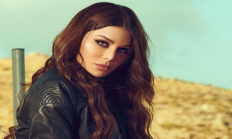هيفاء وهبي تقتحم موجة ''ميم'' بصورة مثيرة