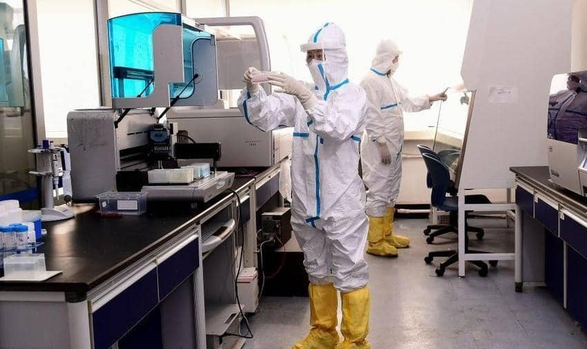 المباشرة بتجربة عقار لعلاج مرضى 