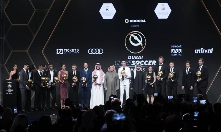 كريستيانو رونالدو وريال مدريد وغوارديولا يحصدون جوائز القرن
