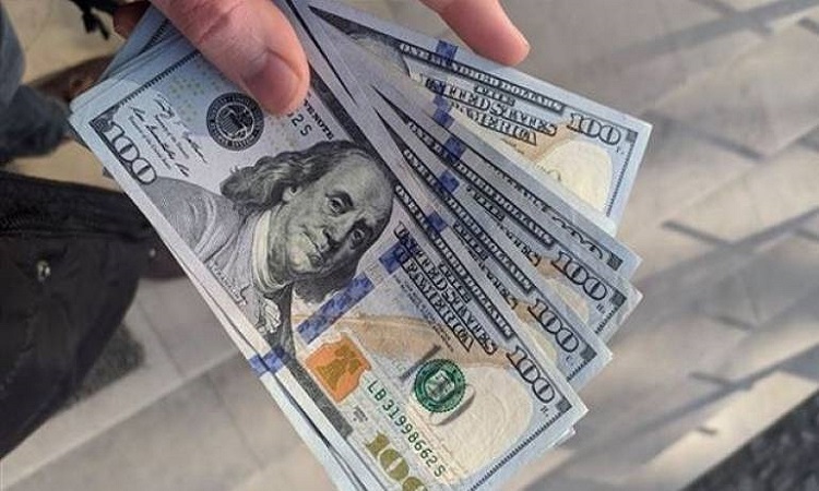الدولار يسجل هذه المستويات في البورصة العراقية ومكاتب الصيرفة اليوم الاثنين