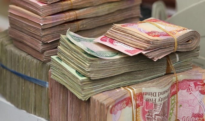 العمل توضح حقيقة فتح باب التقديم على منحة الطوارئ