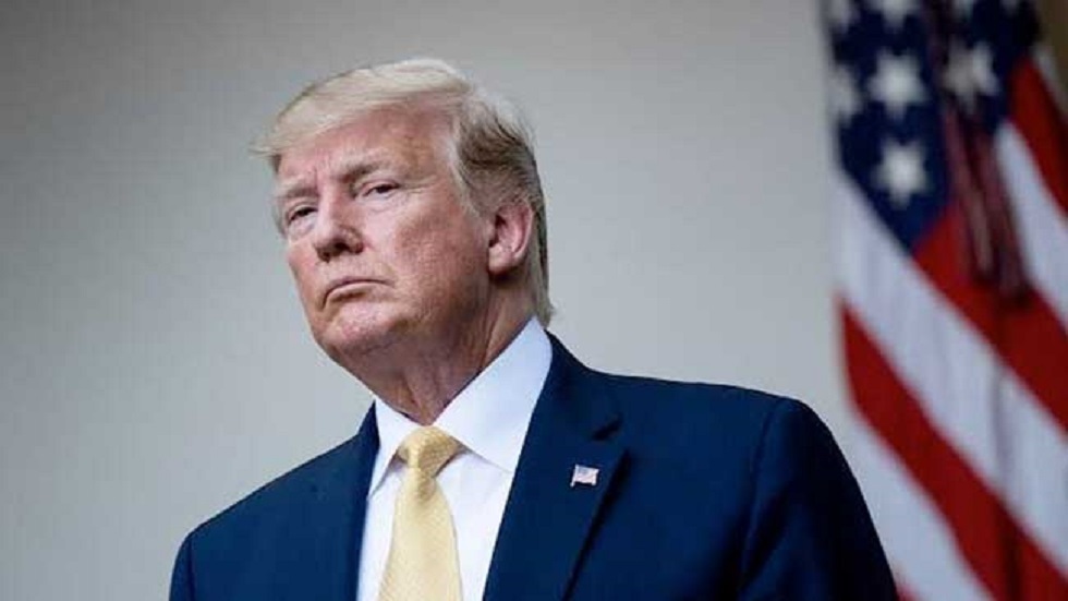 نواب تعليقا على محاكمة ترمب: ينبغي عزله لأنه خطر على الديمقراطية الأميركية