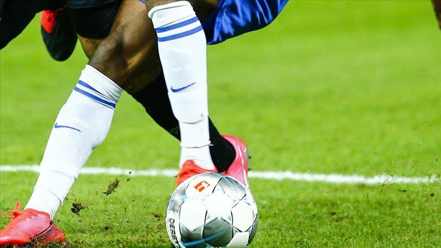 نجم ريال مدريد والمنتخب الاسباني يعلن اعتزال كرة القدم